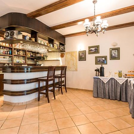Aparthotel Pansion Dujmovic 2 à Porat  Extérieur photo